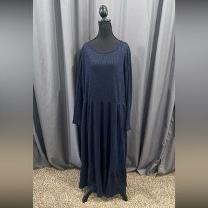 bloomchic long sleeve maxi dress size 22/24